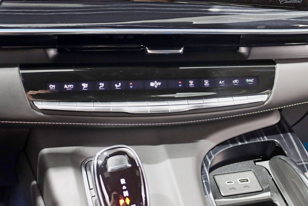 2024 Cadillac Escalade V-Series photo 24