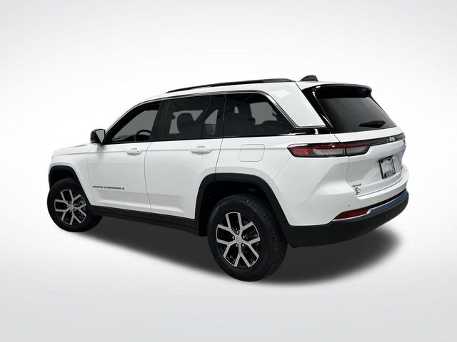2024 Jeep Grand Cherokee Limited photo 2