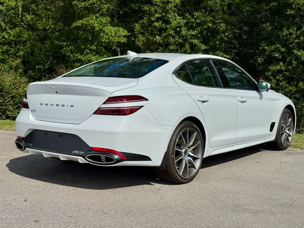 2026 Genesis G70 2.5T Prestige photo 13