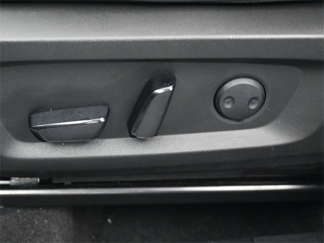 2024 Mitsubishi Outlander SE photo 6