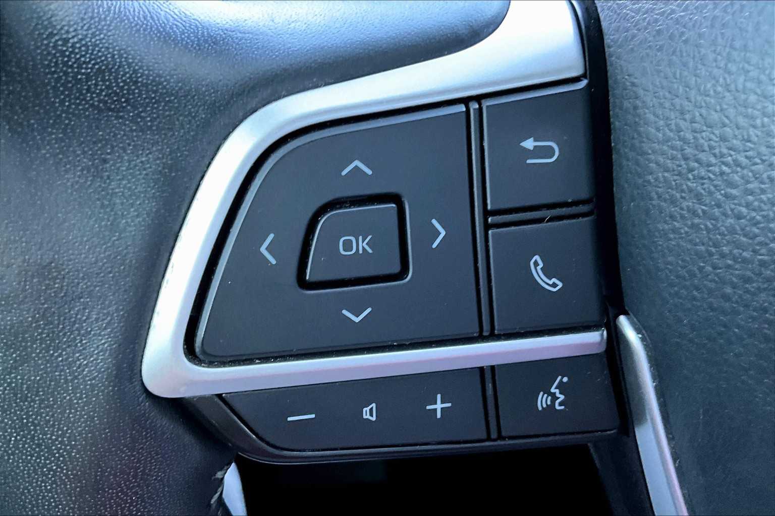 2022 Toyota Highlander XSE photo 20