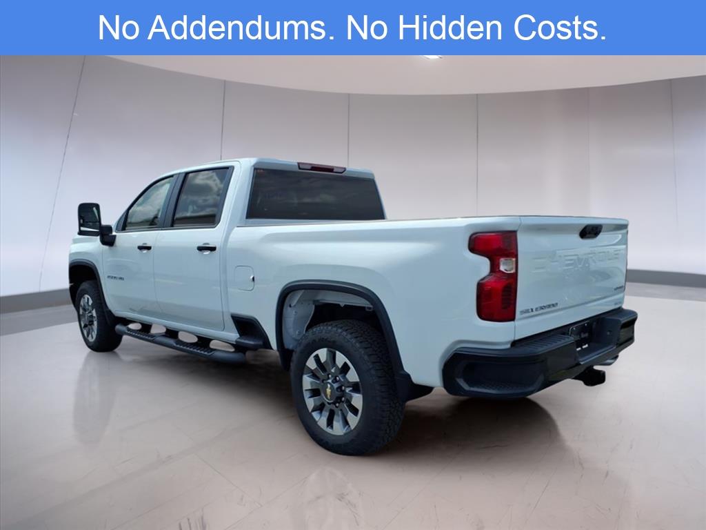 2026 Chevrolet Silverado 2500HD Custom photo 3