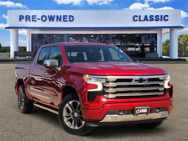 2022 Chevrolet Silverado 1500 High Country's photo