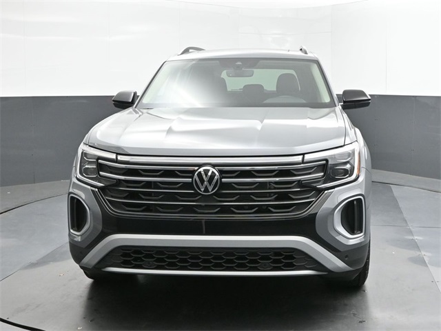 2025 Volkswagen Atlas Peak Edition SE photo 24