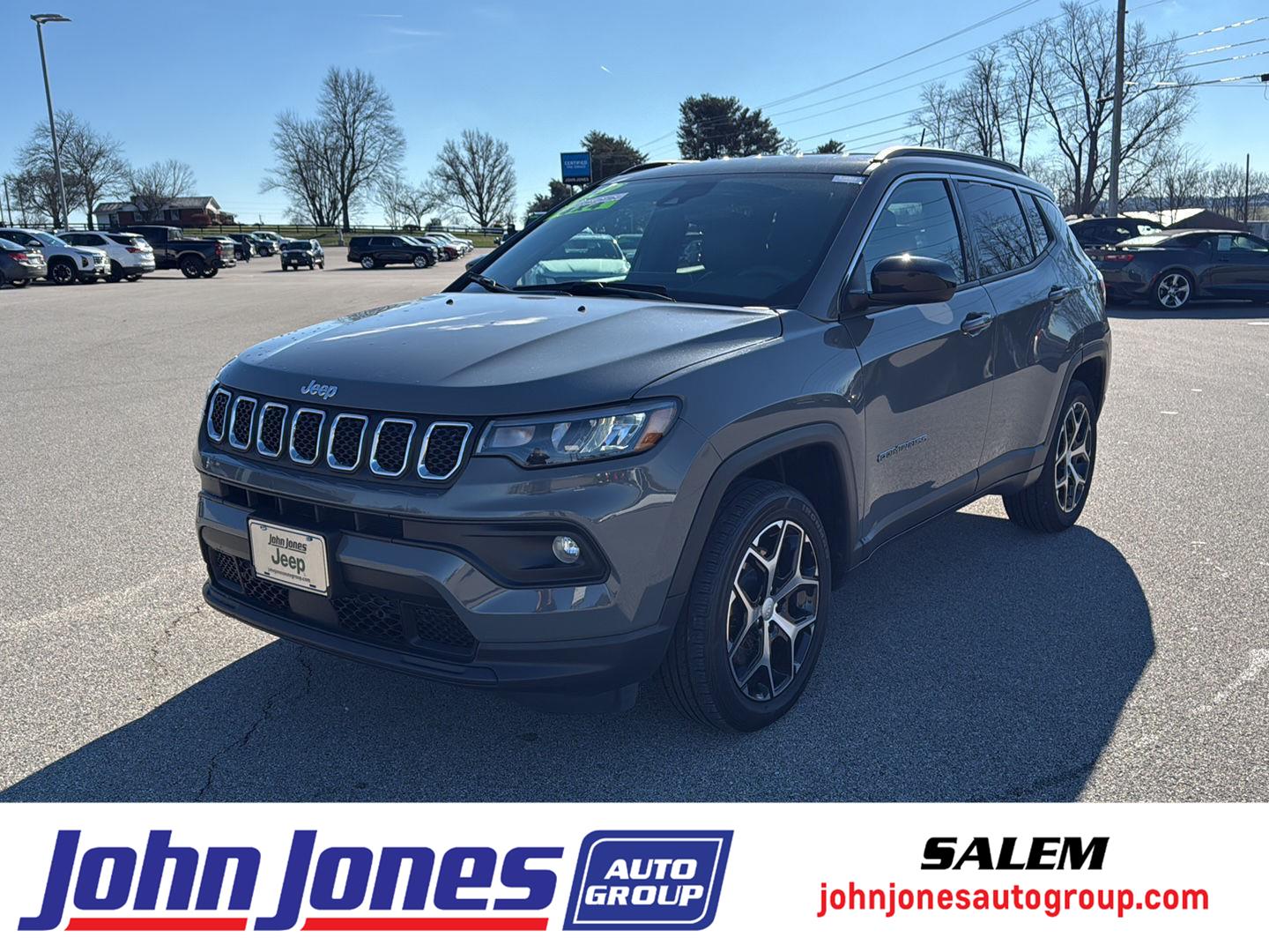 2024 Jeep Compass Latitude's photo