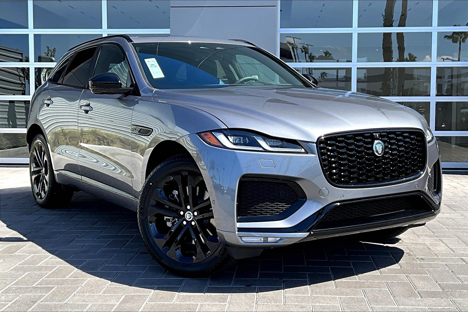2026 Jaguar F-PACE P250 R-Dynamic S photo 2