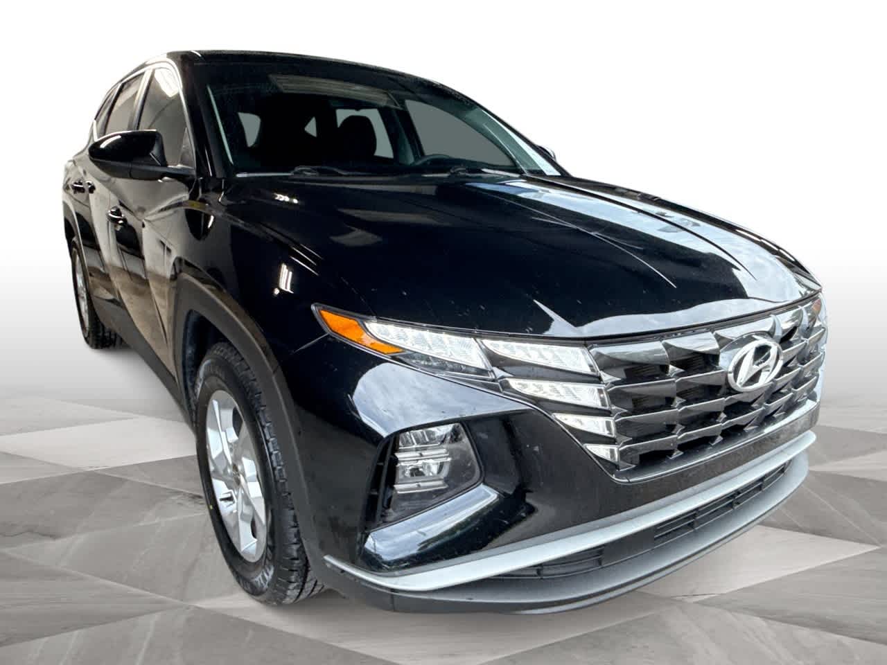 2024 Hyundai Tucson SE photo 2