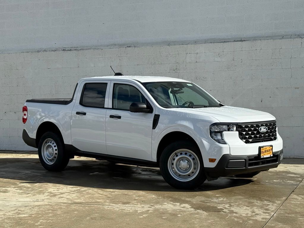 2026 Ford Maverick XL's photo