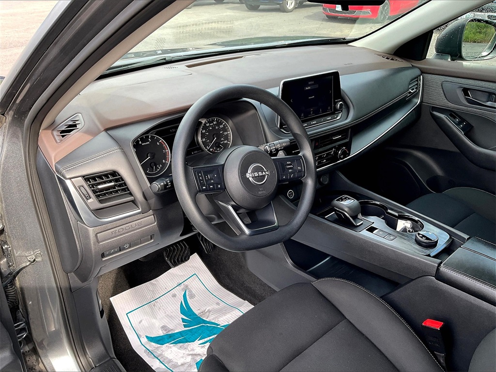 2023 Nissan Rogue S photo 7