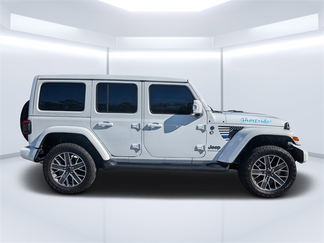 2024 Jeep Wrangler High Altitude 4xe photo 2