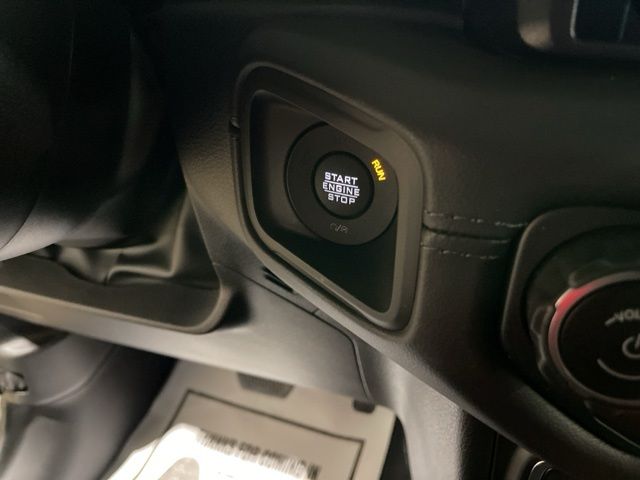 2025 Jeep Gladiator Mojave photo 30
