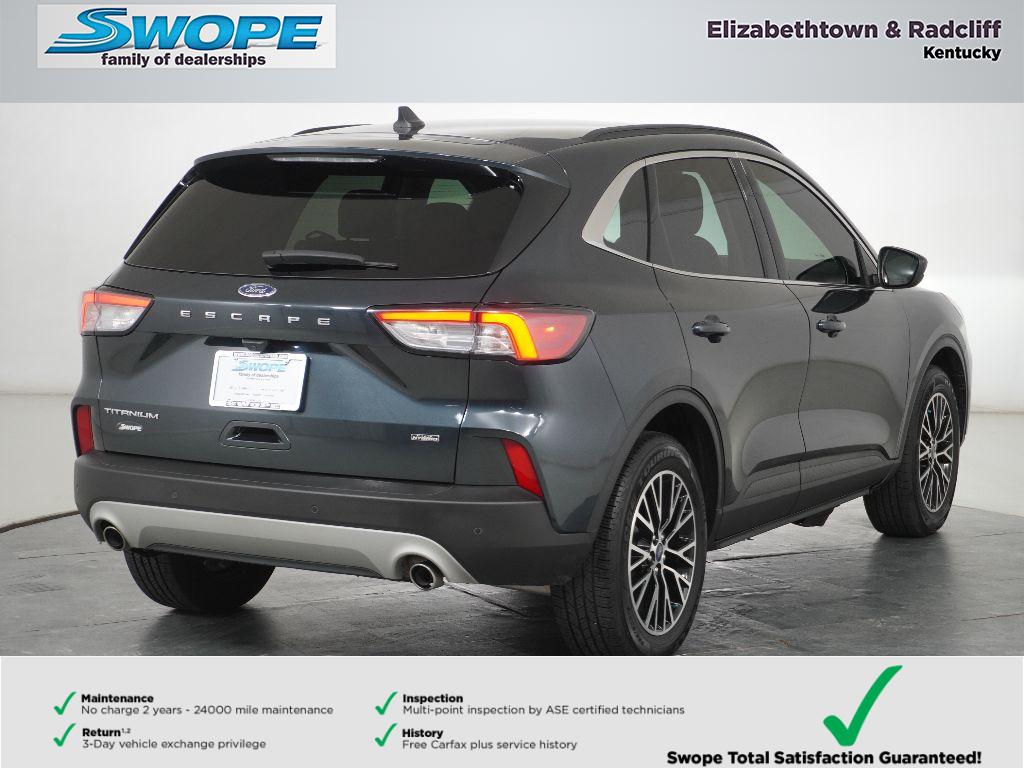2022 Ford Escape Titanium Plug-In Hybrid photo 3