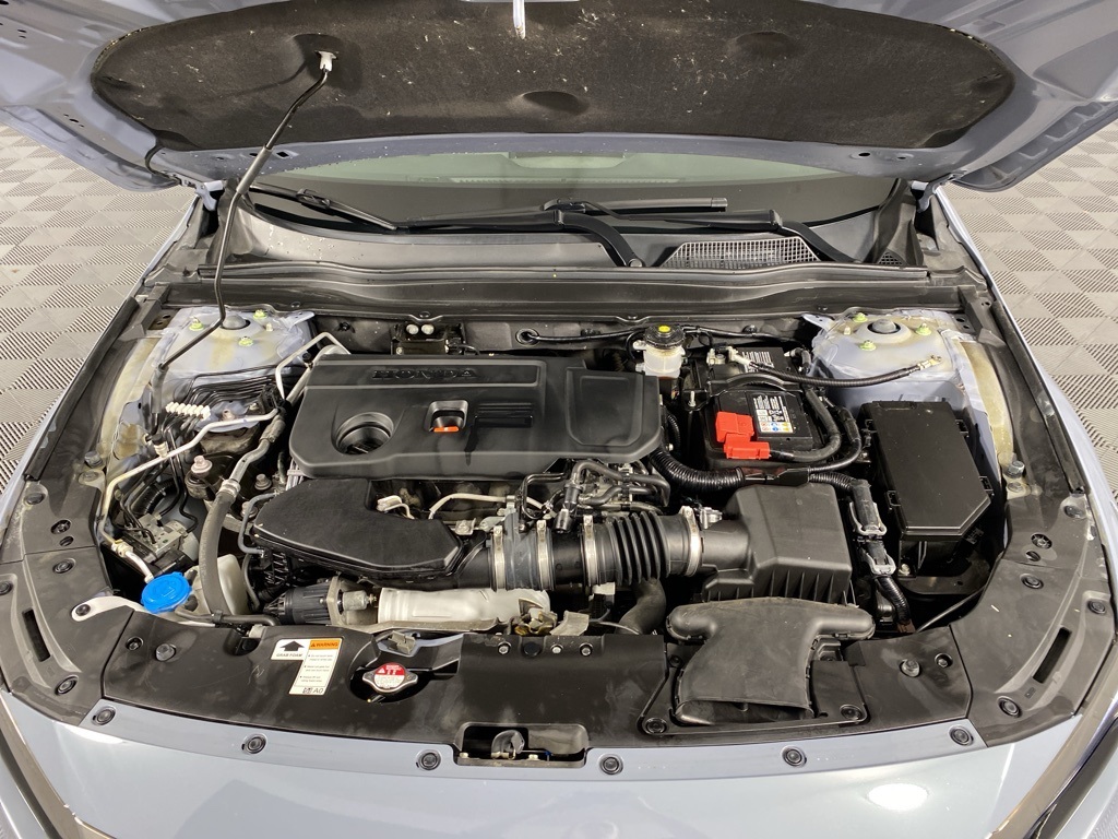 2022 Honda Accord Sport 2.0T photo 2