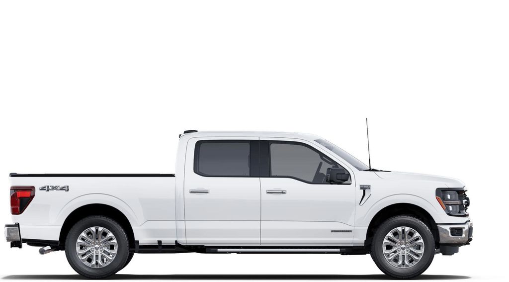 2025 Ford F-150 XLT photo 4