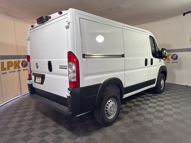 2025 Ram ProMaster 1500 Tradesman photo 2