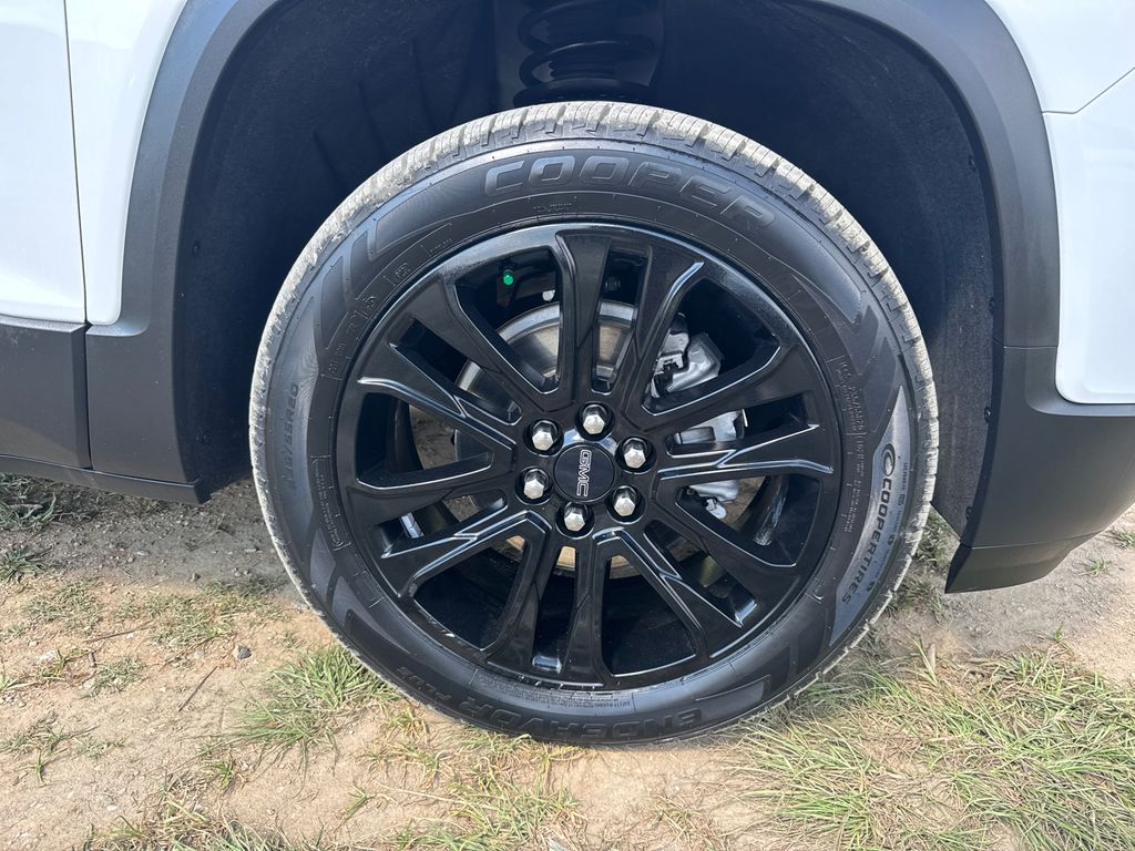 2022 Gmc Acadia SLE photo 10