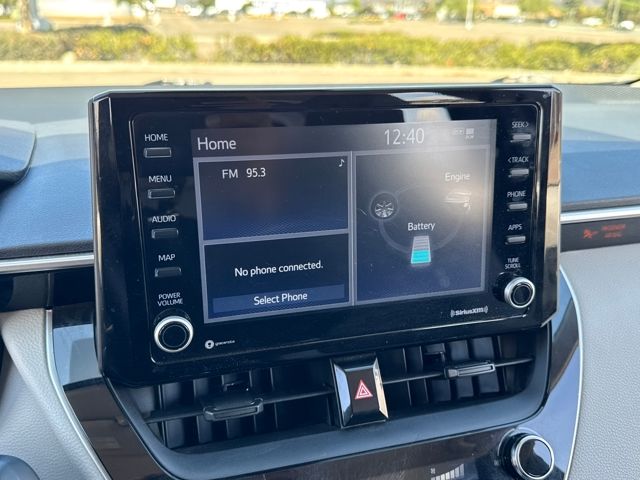 2022 Toyota Corolla Hybrid LE photo 9