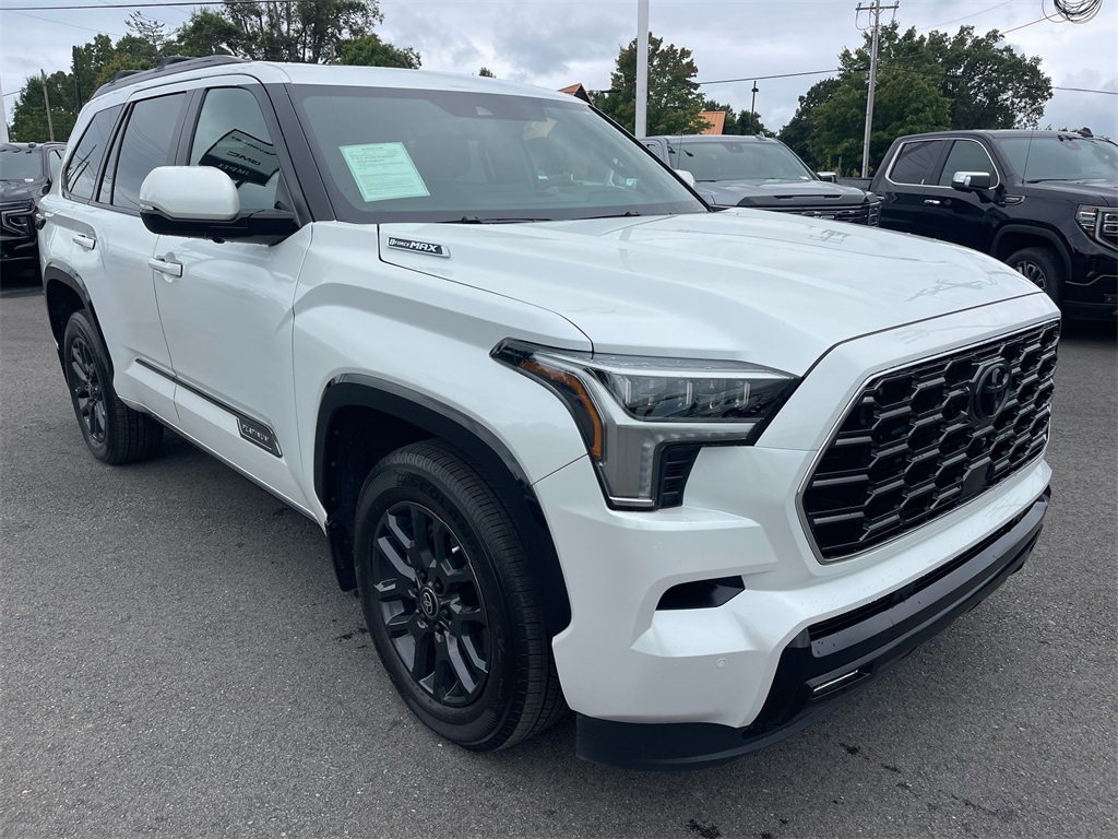 2025 Toyota Sequoia Platinum photo 4
