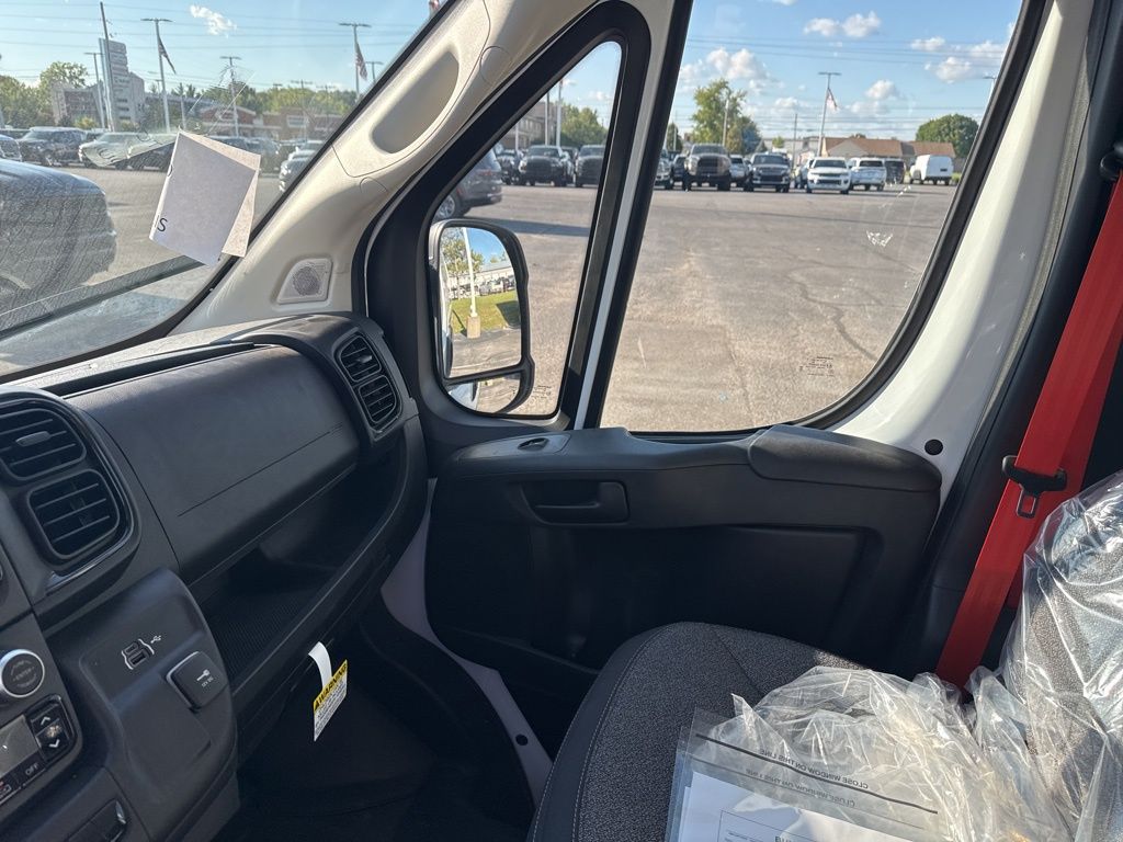 2025 Ram ProMaster 2500 photo 19