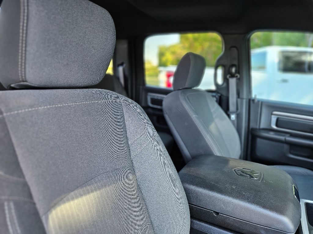 2023 Ram 1500 Classic Warlock photo 14