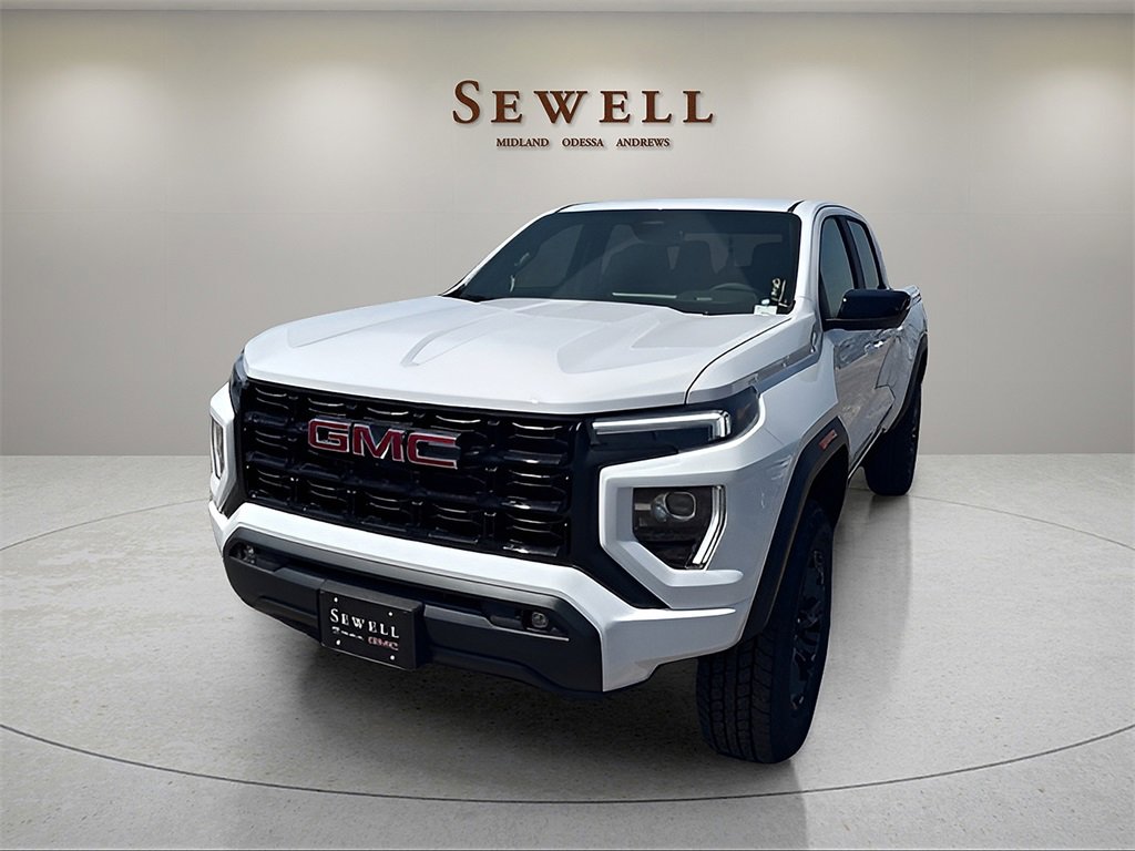 2025 GMC Canyon Elevation's photo