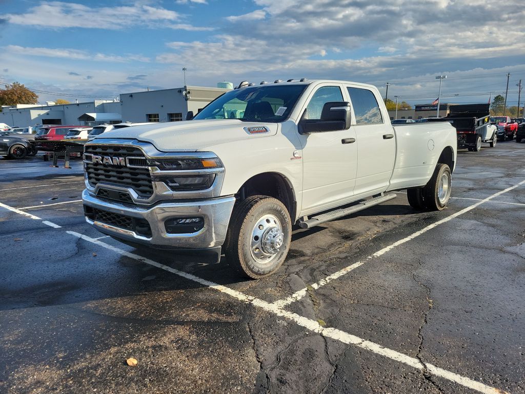 2026 Ram 3500 Tradesman photo 3