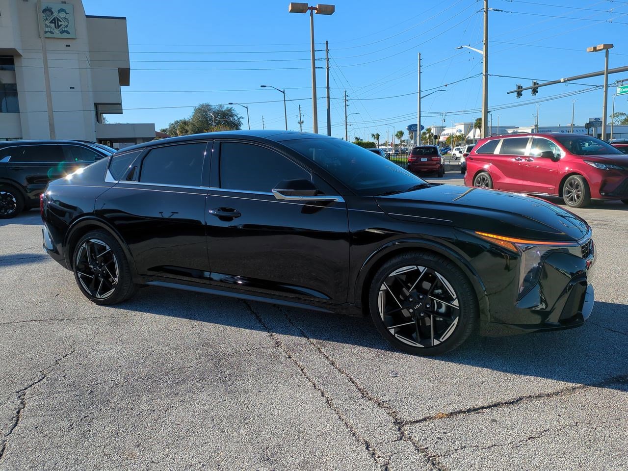 2025 Kia K4 GT-Line's photo