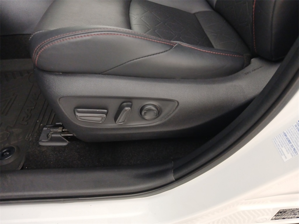 2021 Toyota RAV4 TRD photo 17