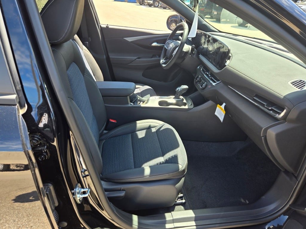 2025 Buick Envista Preferred photo 5
