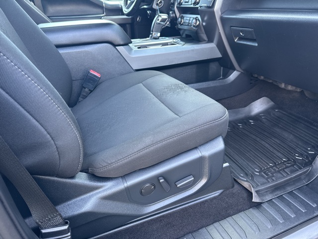 2020 Ford F-150 XLT photo 15