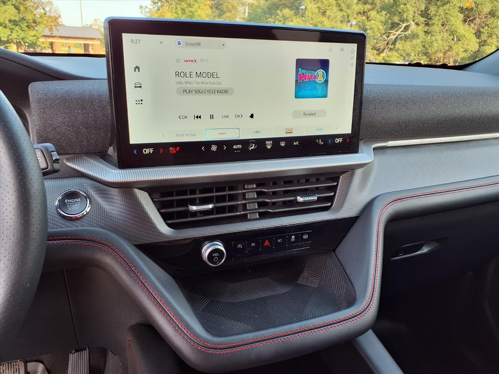 2025 Ford Explorer ST-Line photo 7