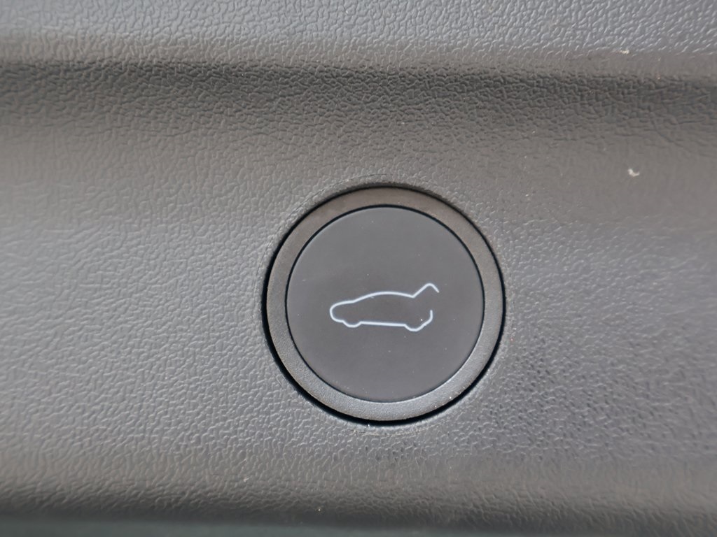 2022 Tesla Model Y Performance photo 53