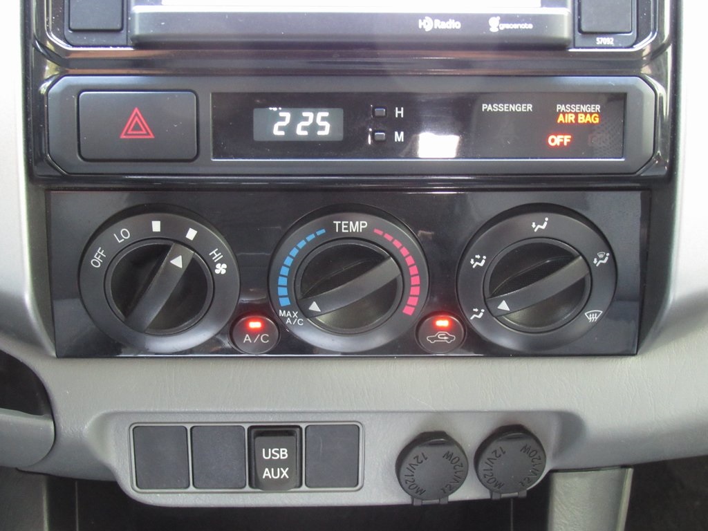2014 Toyota Tacoma Base photo 27