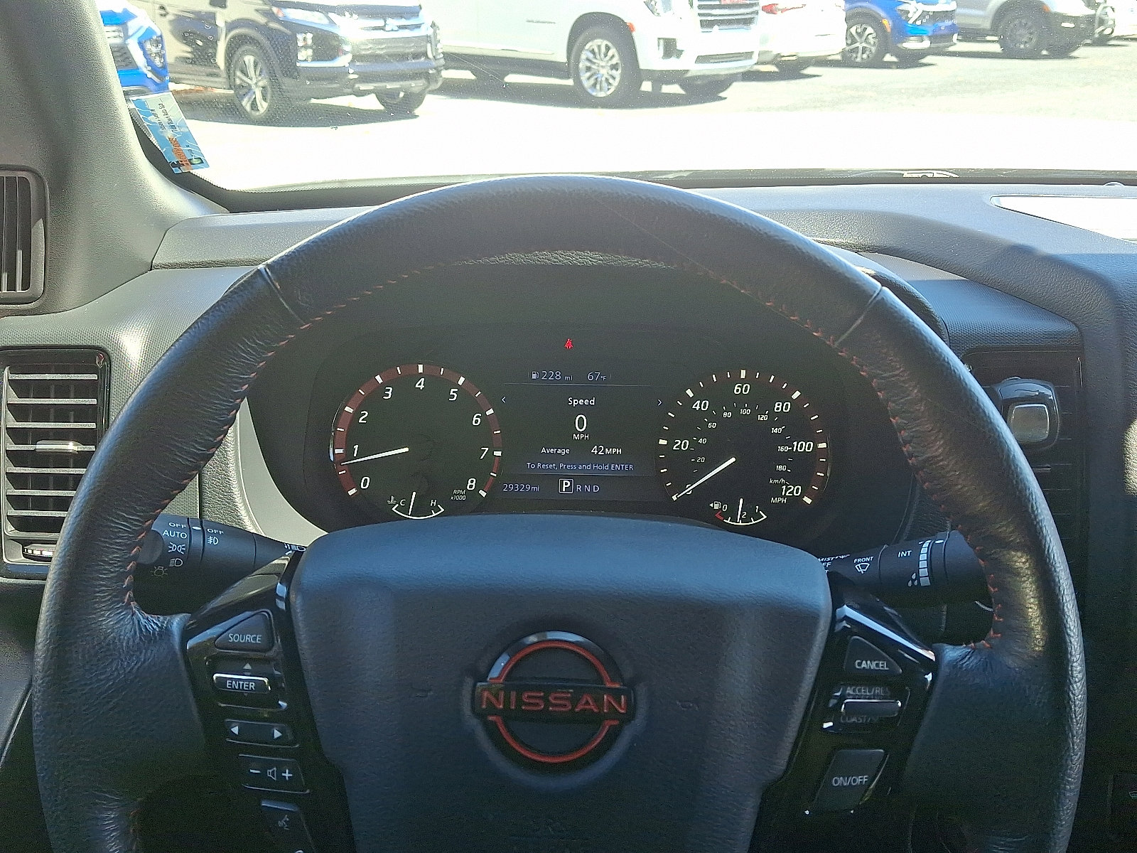 2022 Nissan Frontier Crew Cab PRO-X photo 16