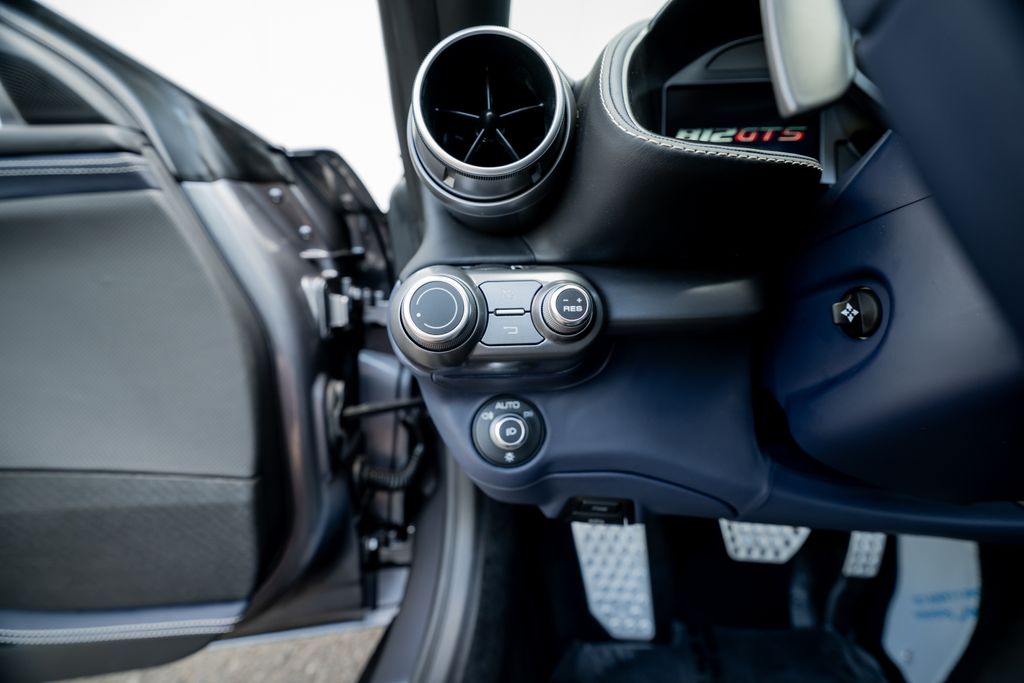 2022 Ferrari 812 GTS photo 21