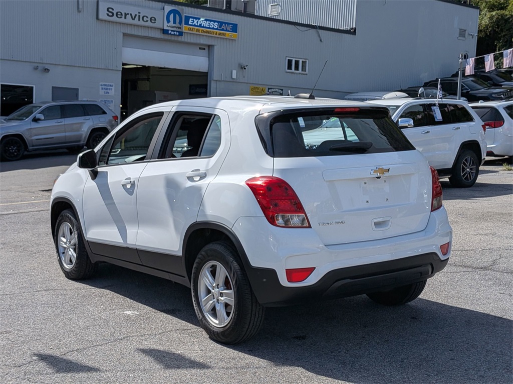 2020 Chevrolet Trax LS photo 8