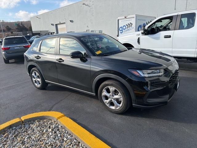 2024 Honda HR-V LX's photo
