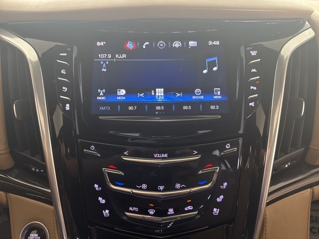 2020 Cadillac Escalade Platinum photo 16