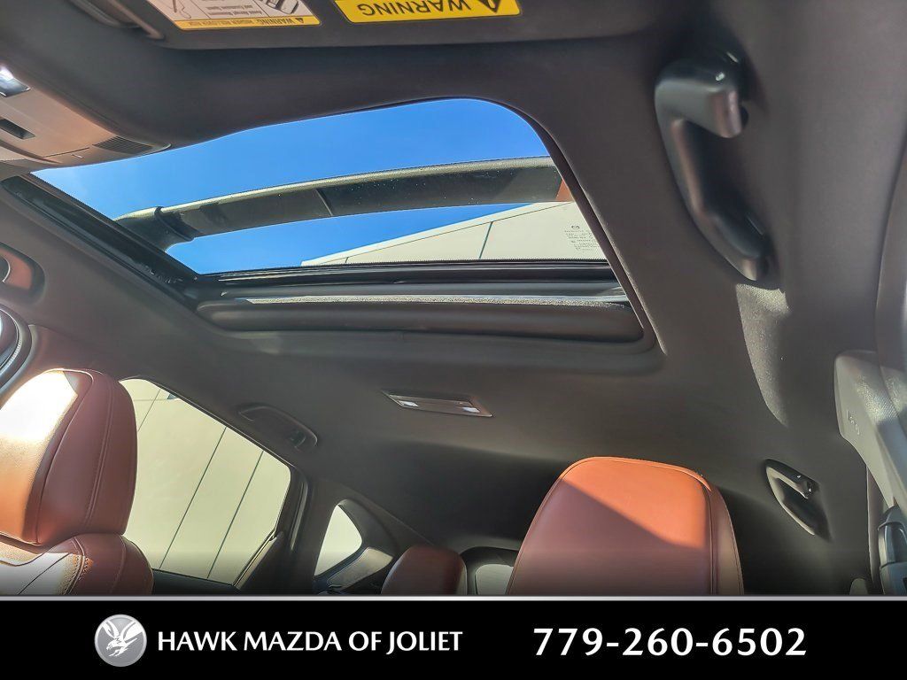 2025 MAZDA CX-5 - Image 8