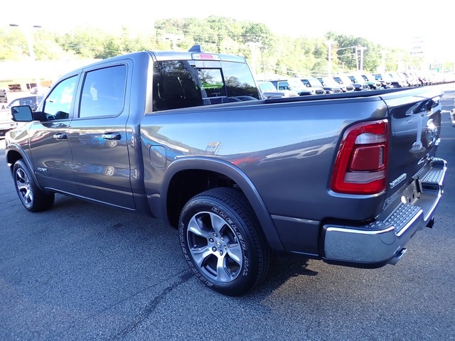 2022 Ram 1500 Laramie photo 3
