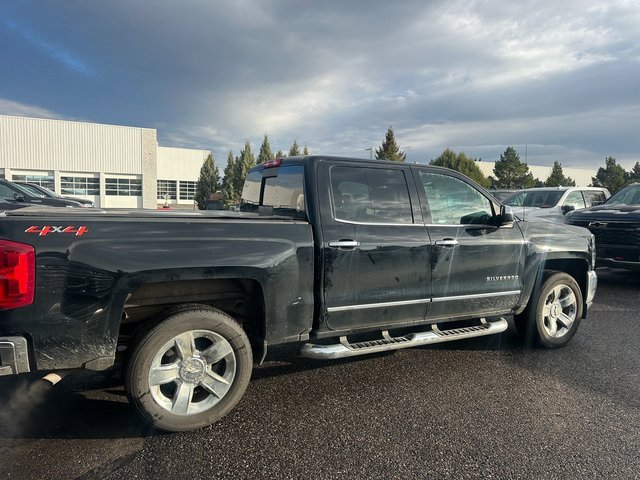 2018 Chevrolet Silverado 1500 LTZ photo 2