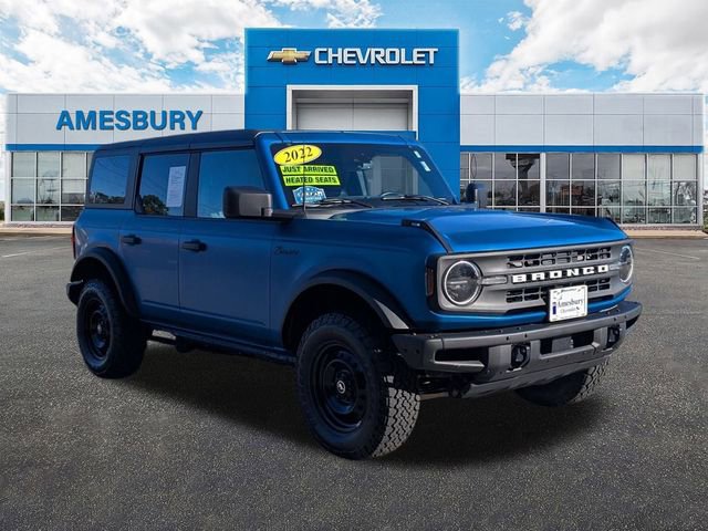 2022 Ford Bronco 4-Door Black Diamond's photo