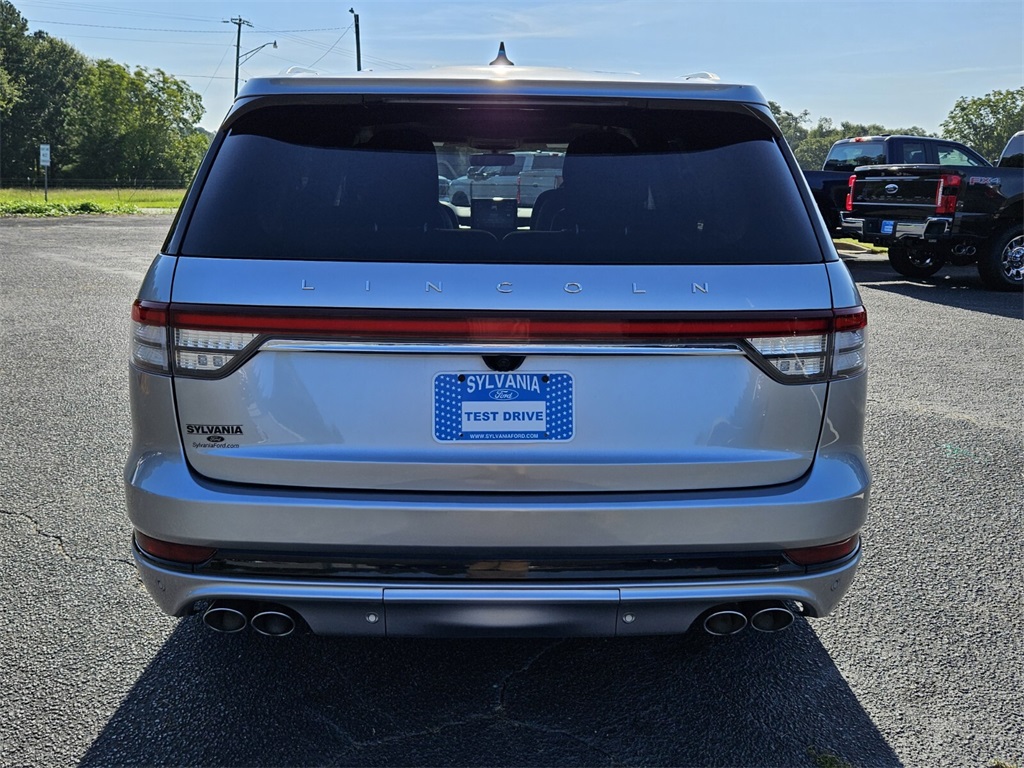 2021 Lincoln Aviator Grand Touring photo 8