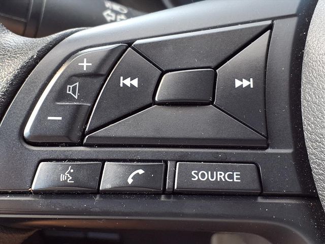 2024 Nissan Versa 1.6 S photo 17