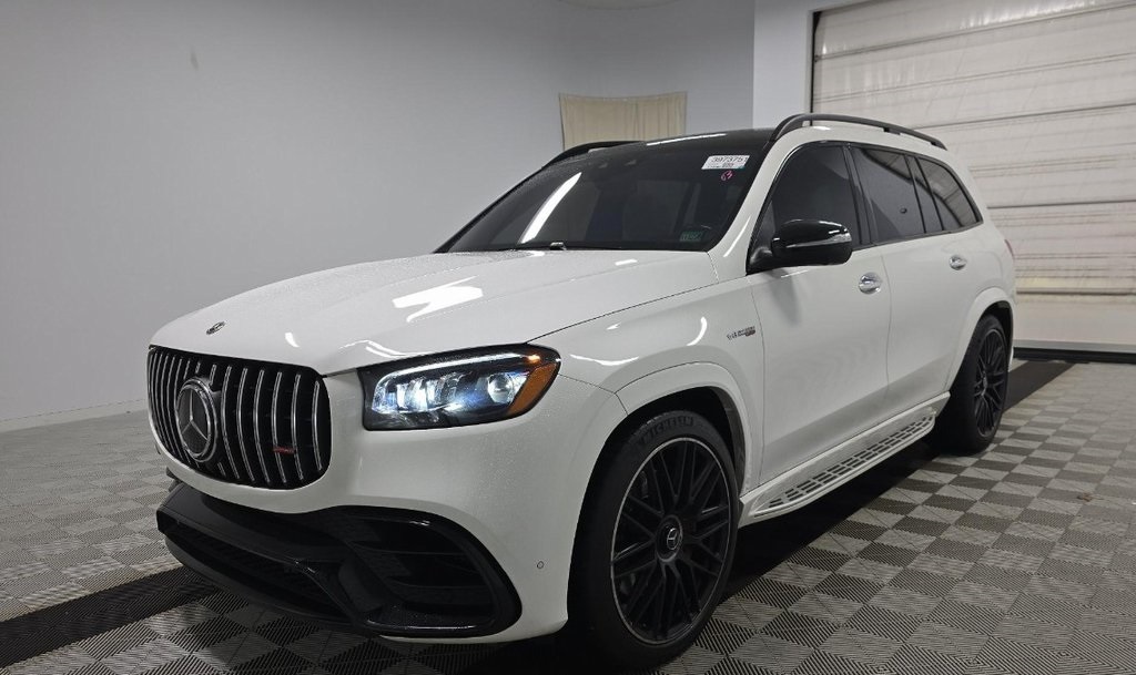2023 Mercedes-Benz GLS AMG GLS63's photo