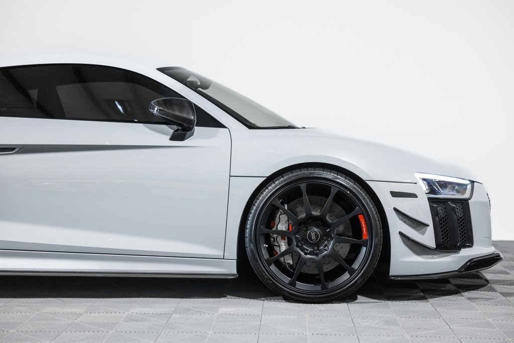 2018 Audi R8 5.2 Plus photo 3