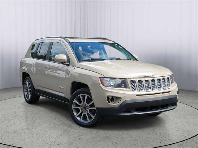 2017 Jeep Compass High Altitude photo 2