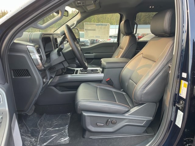 2025 Ford F-350 photo 2