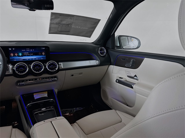 2025 Mercedes Benz GLB 250 photo 22