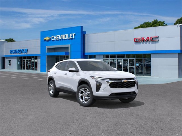 2026 Chevrolet Trax LS's photo
